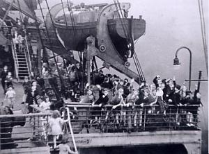 Evacuees on the 'Duchess of York' 