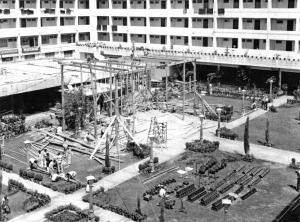 Building stage in Karachi